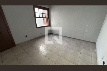 Casa à venda com 2 quartos, 75m² em Parque São Jorge, São Paulo