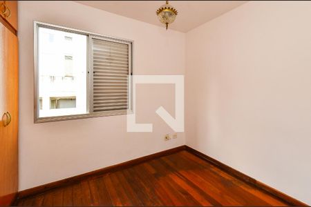 Quarto 1 de apartamento para alugar com 3 quartos, 87m² em Sagrada Família, Belo Horizonte