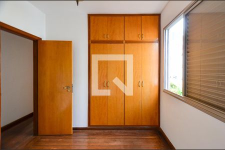 Quarto 1 de apartamento para alugar com 3 quartos, 87m² em Sagrada Família, Belo Horizonte