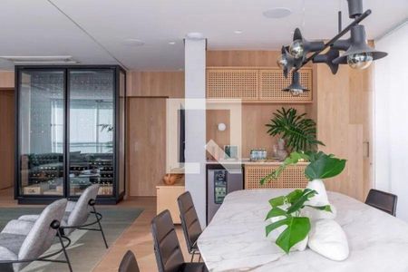 Apartamento à venda com 3 quartos, 169m² em Vila Nova Conceição, São Paulo