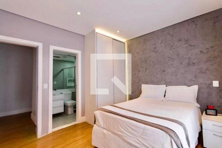 Casa à venda com 3 quartos, 300m² em Pacaembu, São Paulo
