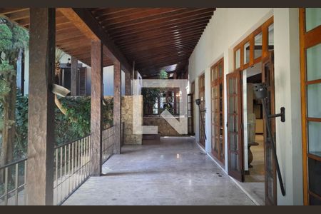 Casa à venda com 5 quartos, 900m² em Fazenda Morumbi, São Paulo