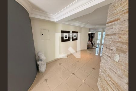 Sala de casa à venda com 4 quartos, 547m² em City América, São Paulo