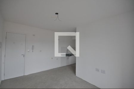 Sala/Cozinha de apartamento à venda com 2 quartos, 42m² em Vila Santa Terezinha (zona Norte), São Paulo