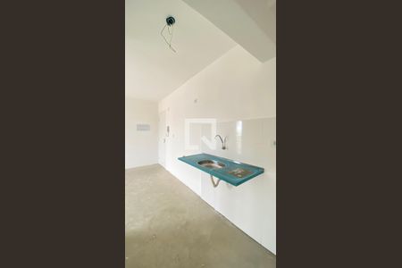 Cozinha de apartamento à venda com 2 quartos, 42m² em Vila Santa Terezinha (zona Norte), São Paulo