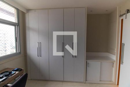 Quarto 1 de apartamento à venda com 5 quartos, 331m² em Icaraí, Niterói