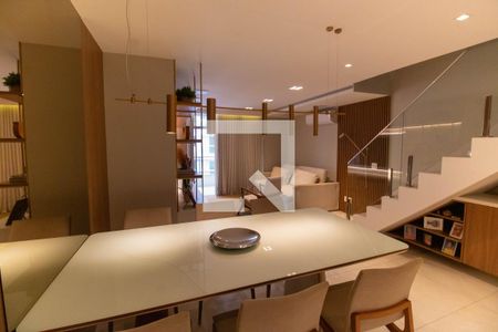 Sala de apartamento à venda com 5 quartos, 331m² em Icaraí, Niterói