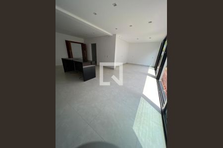 Casa à venda com 4 quartos, 400m² em Parque Terra Nova II, São Bernardo do Campo