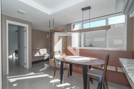 Sala de apartamento para alugar com 1 quarto, 64m² em São Geraldo, Porto Alegre