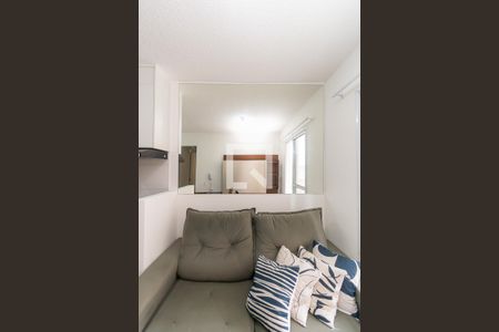 Sala de apartamento para alugar com 2 quartos, 38m² em Vila Ema, São Paulo