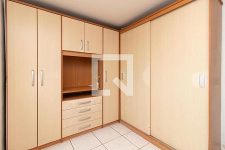 quarto 1 de apartamento para alugar com 2 quartos, 40m² em Partenon, Porto Alegre