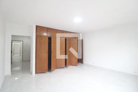 Suíte de casa para alugar com 3 quartos, 210m² em Socorro, São Paulo