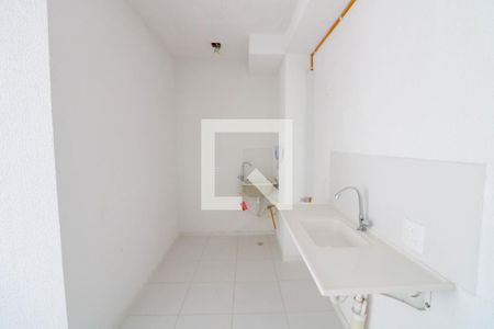 Sala / Cozinha de apartamento para alugar com 2 quartos, 31m² em Jardim Caravelas, São Paulo