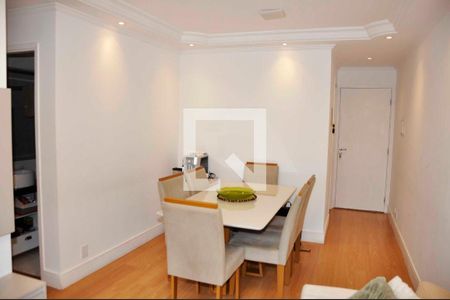 Apartamento à venda com 3 quartos, 65m² em Parque Maria Domitila, São Paulo