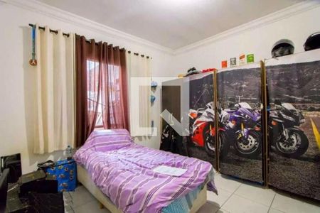 Casa à venda com 4 quartos, 224m² em Parque Novo Oratório, Santo André