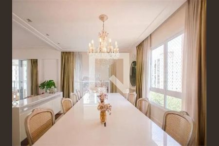 Sala de apartamento para alugar com 4 quartos, 214m² em Indianópolis, São Paulo