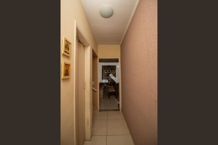 Corredor de casa à venda com 3 quartos, 128m² em Vila Piaui, São Paulo