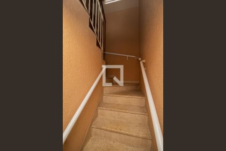 Escada de casa à venda com 3 quartos, 128m² em Vila Piaui, São Paulo