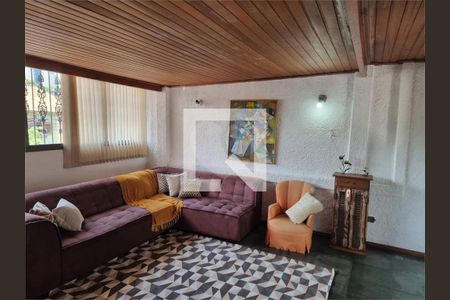 Casa à venda com 3 quartos, 125m² em Cidade Ademar, São Paulo