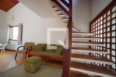 Sala de casa para alugar com 4 quartos, 209m² em Cachoeira do Bom Jesus, Florianópolis