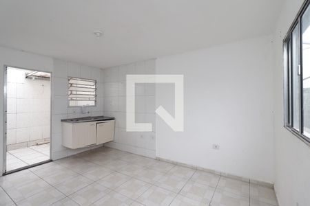 Sala/Cozinha de casa para alugar com 2 quartos, 49m² em Jardim das Camelias, São Paulo