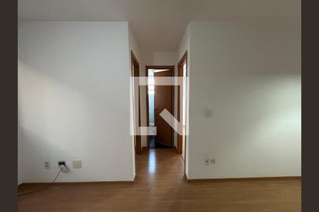 Corredor de apartamento para alugar com 2 quartos, 44m² em Encantado, Rio de Janeiro