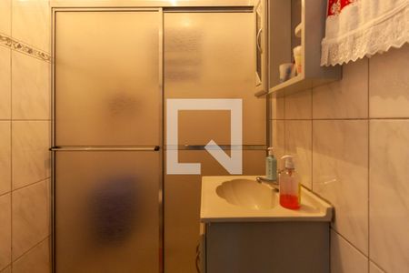 Banheiro 1 de casa à venda com 3 quartos, 182m² em Vila Tolstoi, São Paulo