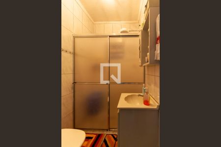 Banheiro 1 de casa à venda com 3 quartos, 182m² em Vila Tolstoi, São Paulo