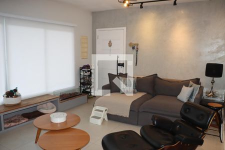Casa de Condomínio para alugar com 4 quartos, 160m² em Granja Viana, Cotia