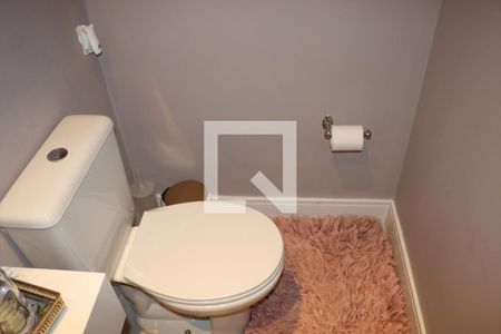 Casa de Condomínio para alugar com 4 quartos, 160m² em Granja Viana, Cotia