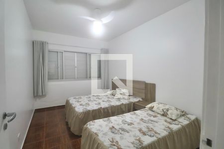 Quarto de apartamento para alugar com 3 quartos, 93m² em Tortuga, Guarujá
