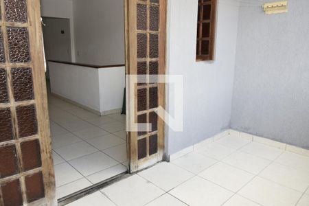 Varanda de casa para alugar com 1 quarto, 100m² em Jardim Castilho, Embu das Artes