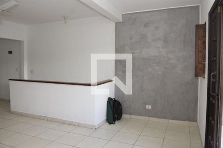 Sala de casa para alugar com 1 quarto, 100m² em Jardim Castilho, Embu das Artes