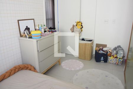 Quarto de apartamento para alugar com 2 quartos, 84m² em Jardim Branca Flor, Embu das Artes