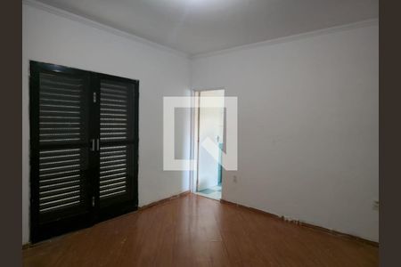Suíte  de casa à venda com 2 quartos, 157m² em Jardim Cocaia, Guarulhos