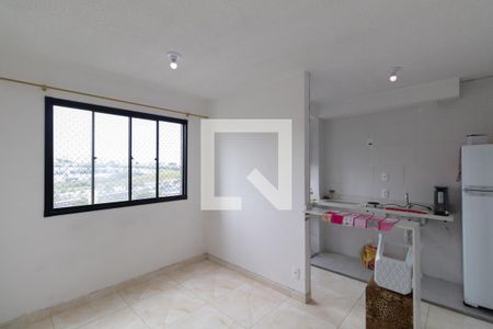 Sala e Cozinha de apartamento para alugar com 2 quartos, 38m² em Cidade Antônio Estêvão de Carvalho, São Paulo