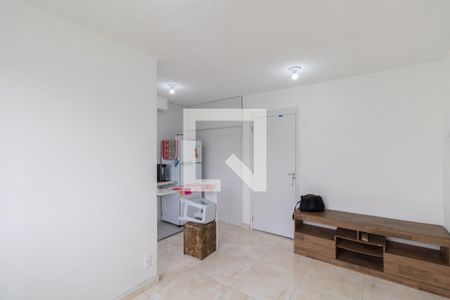 Sala e Cozinha de apartamento para alugar com 2 quartos, 38m² em Cidade Antônio Estêvão de Carvalho, São Paulo
