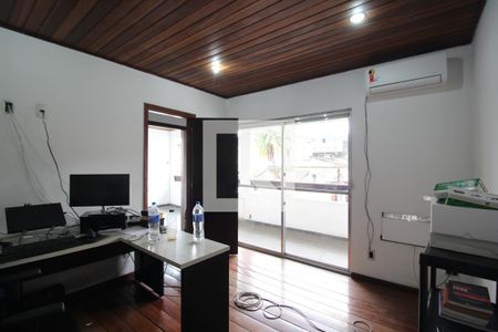 Quarto 3 de casa à venda com 3 quartos, 200m² em Curicica, Rio de Janeiro