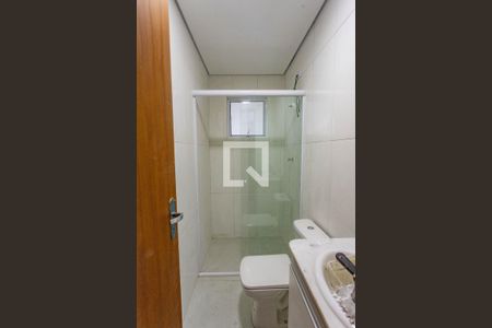 Banheiro  de kitnet/studio para alugar com 1 quarto, 37m² em Vila Clara, São Paulo