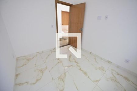 Sala de casa para alugar com 3 quartos, 87m² em Residencial Recanto do Bosque, Goiânia