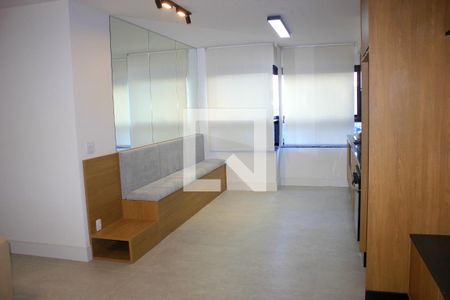 Sala de apartamento para alugar com 2 quartos, 67m² em Jardim Flor da Montanha, Guarulhos