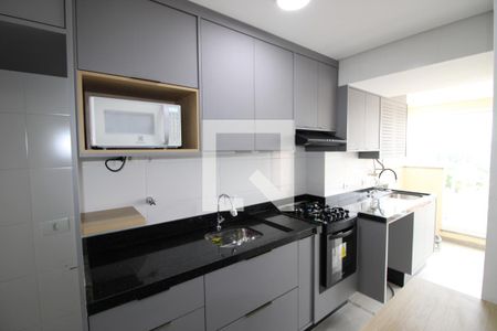 Sala / Cozinha de apartamento para alugar com 2 quartos, 60m² em Vila Jacuí, São Paulo