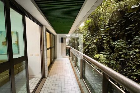 Varanda da sala  de apartamento à venda com 1 quarto, 51m² em Lagoa, Rio de Janeiro