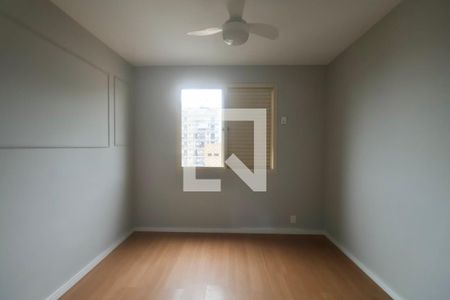 Quarto de apartamento para alugar com 2 quartos, 58m² em Jardim Tres Marias, Guarujá