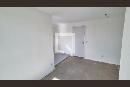 Sala de apartamento para alugar com 2 quartos, 44m² em Vila Kosmos, Rio de Janeiro