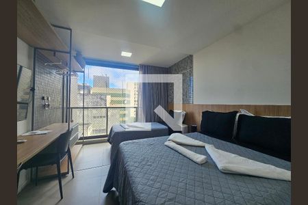 Quarto/sala de kitnet/studio para alugar com 1 quarto, 22m² em Barra, Salvador