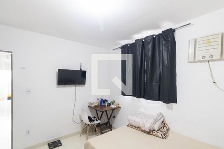 Quarto  de casa para alugar com 1 quarto, 45m² em Senador Vasconcelos, Rio de Janeiro