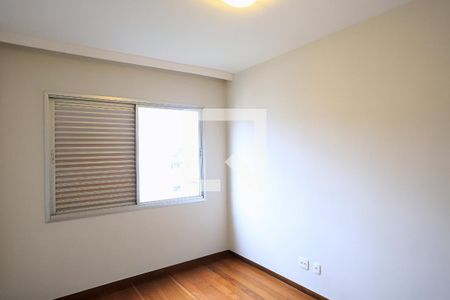 Sala/Quarto de apartamento para alugar com 4 quartos, 150m² em São Pedro, Belo Horizonte