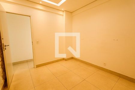 Quarto 1 de apartamento para alugar com 4 quartos, 95m² em Caiçara-adelaide, Belo Horizonte