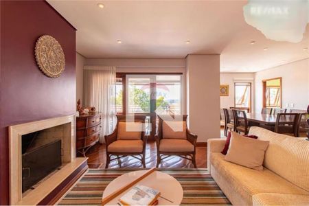 Casa à venda com 4 quartos, 452m² em Morada dos Pinheiros (Aldeia da Serra), Barueri